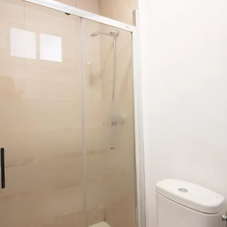 Pedrera - Gracia Apartment